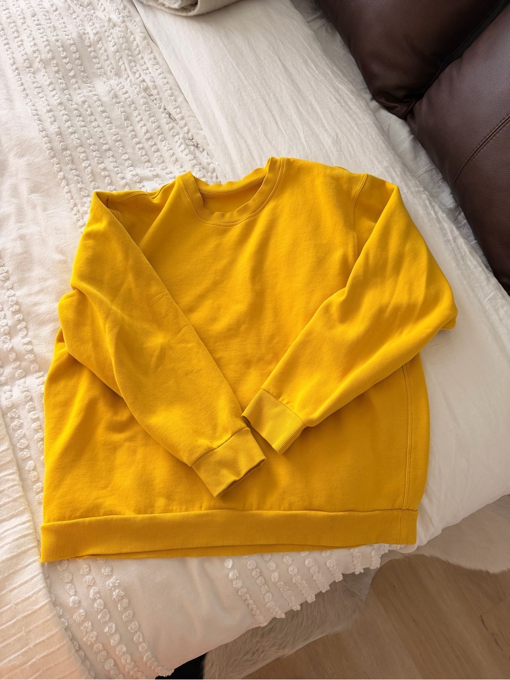 lululemon Yellow Crewneck sweatshirt - Men’s Medium